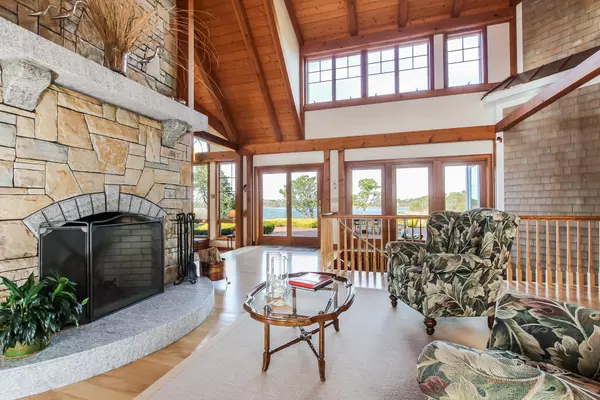 North Chatham, MA 02650,255 Seapine Road