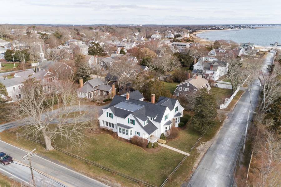 697 Scudder Avenue, Hyannis Port, MA 02647