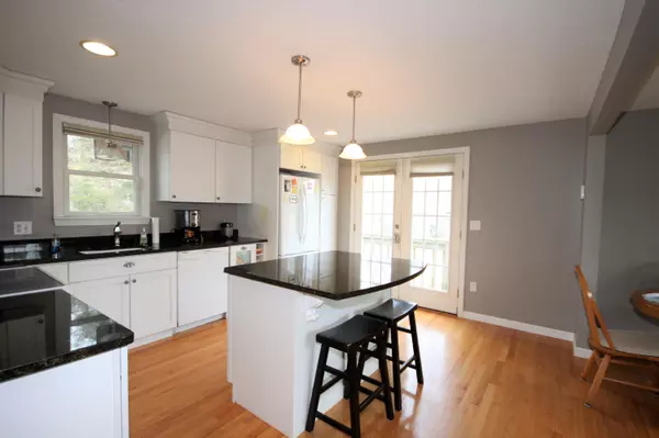 East Falmouth, MA 02536,46 Broken Bow Lane