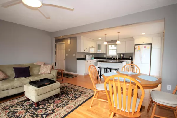 East Falmouth, MA 02536,46 Broken Bow Lane