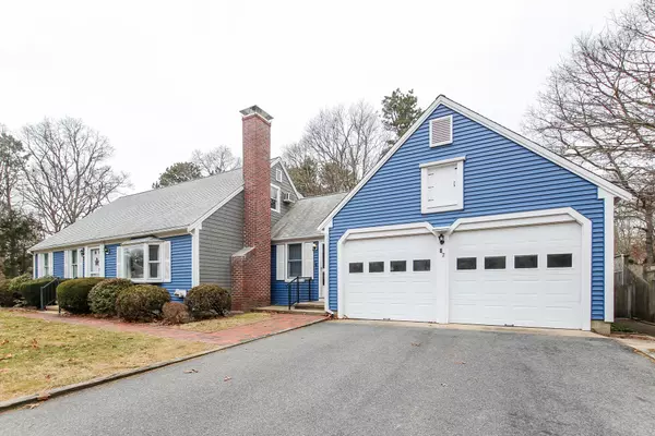 87 Charing Cross Road, South Dennis, MA 02660