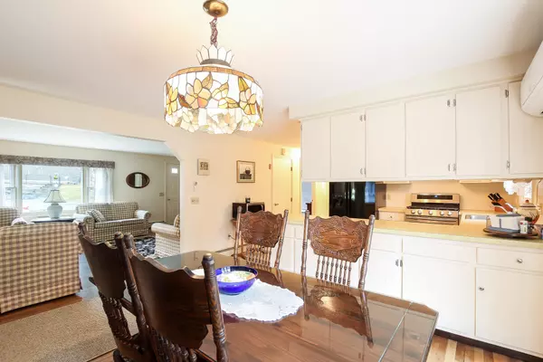 South Dennis, MA 02660,87 Charing Cross Road