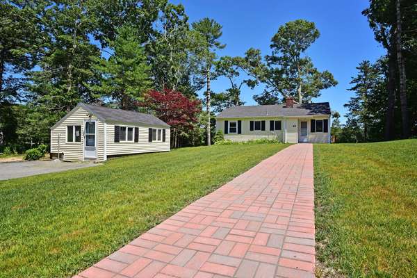 Mashpee, MA 02649,65 Horseshoe Bend Way