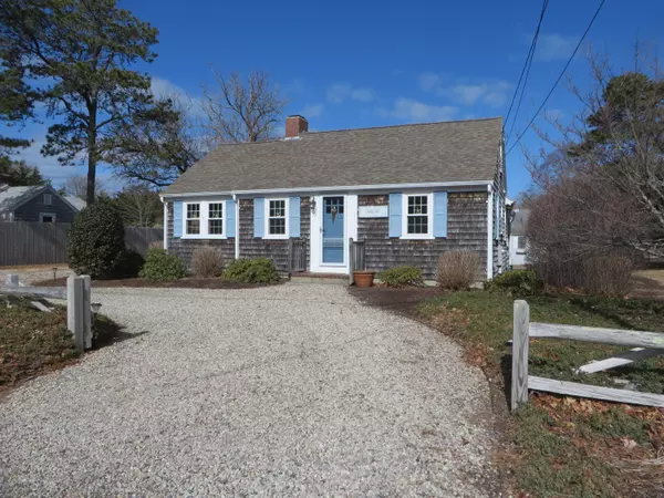 17 Elwood Road, West Harwich, MA 02671