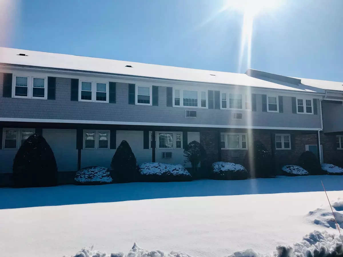Dennis Port, MA 02639,174 Upper County Road #U1-11