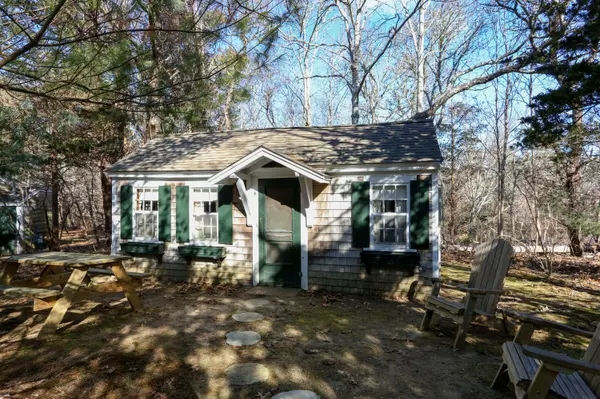 1975 State Hwy #8, Eastham, MA 02642