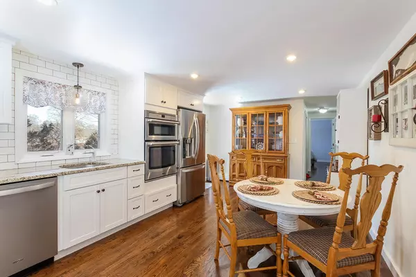 Centerville, MA 02632,37 Maureen Road