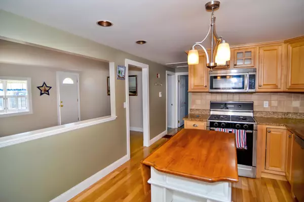 Centerville, MA 02632,28 Mizzentop Lane