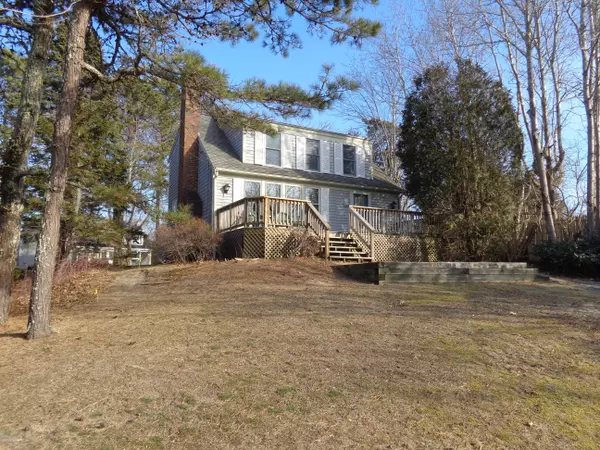 52 Cove Road, West Dennis, MA 02670