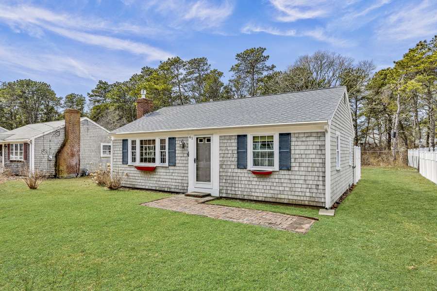 61 Captain Chase Road, Dennis Port, MA 02639