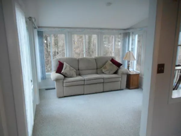 Sagamore Beach, MA 02562,149 Standish Road