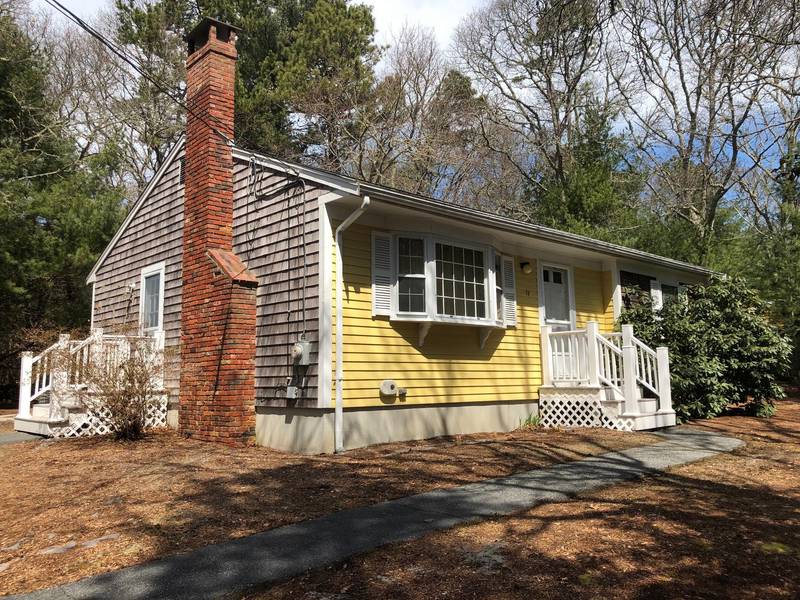 74 Lietrim Circle, Centerville, MA 02632