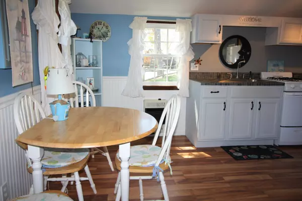 Dennis Port, MA 02639,291 Lower County Road #UN-A