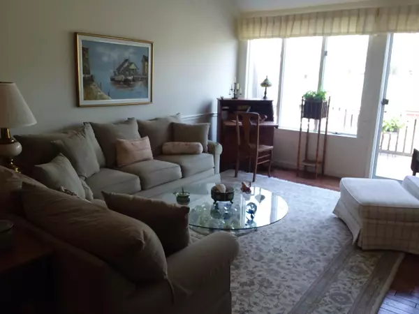 Yarmouth Port, MA 02675,94 Kates Path A