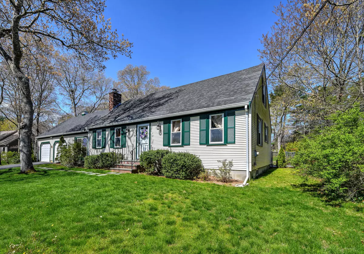 Osterville, MA 02655,206 Ebenezer Road