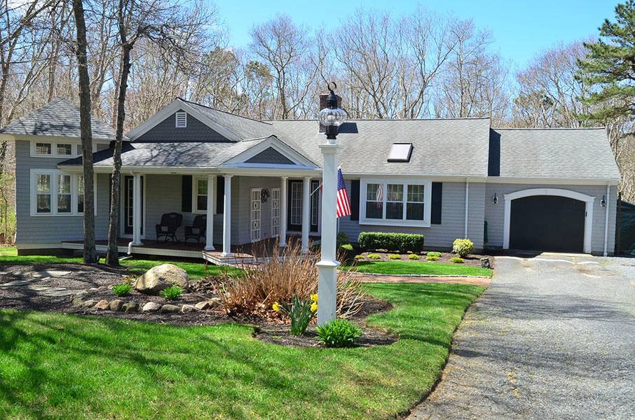 21 Deer Hollow Road, Forestdale, MA 02644