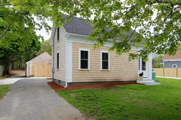 Dennis Port, MA 02639,41 Center Street