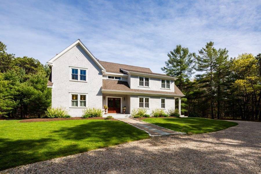 1045 Old Post Road, Cotuit, MA 02635