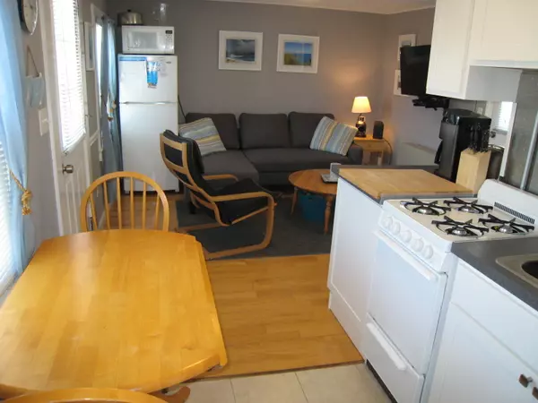 Dennis Port, MA 02639,128 Sea Street #U-3