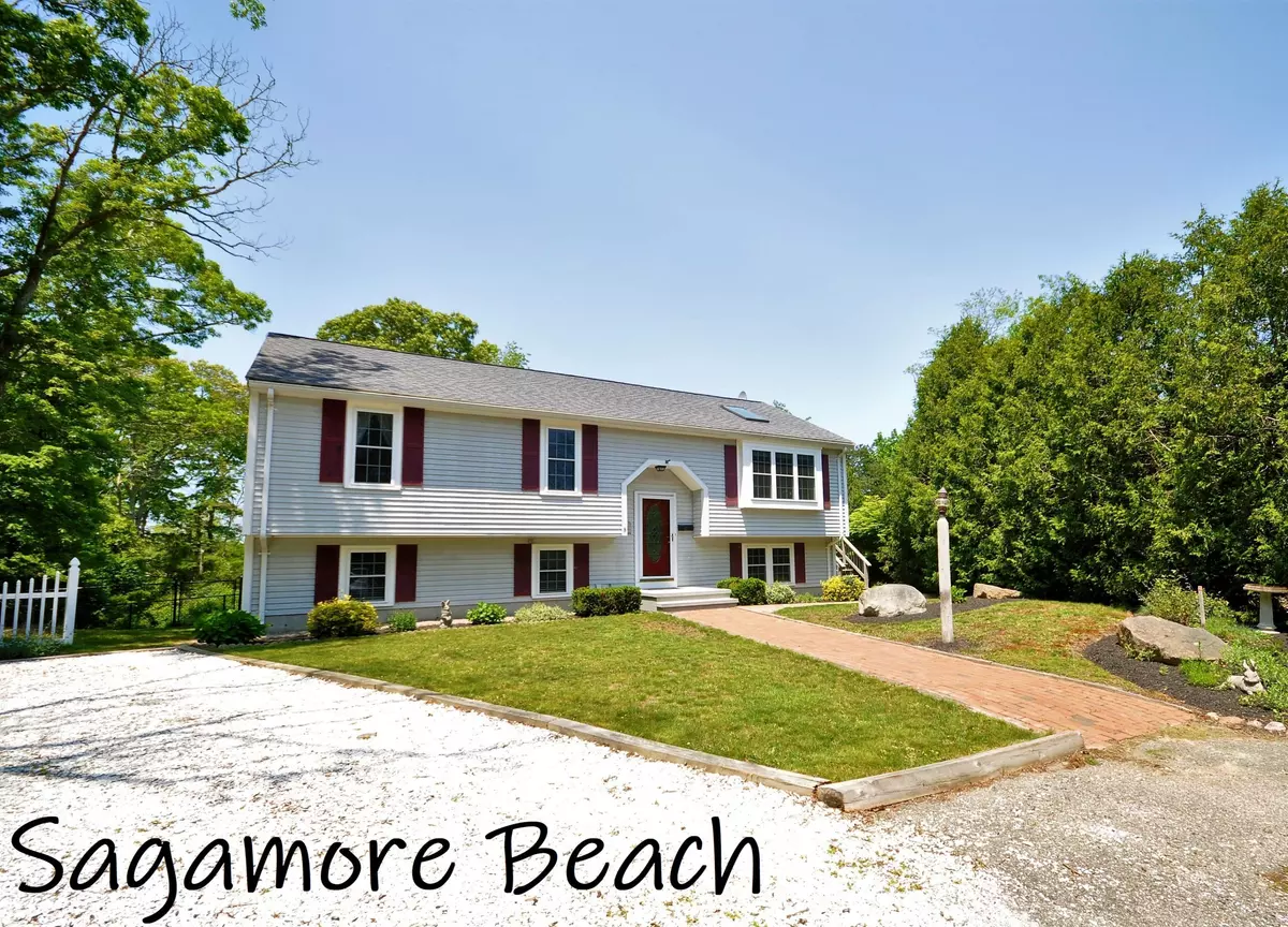 Sagamore Beach, MA 02562,8 Pattys Way