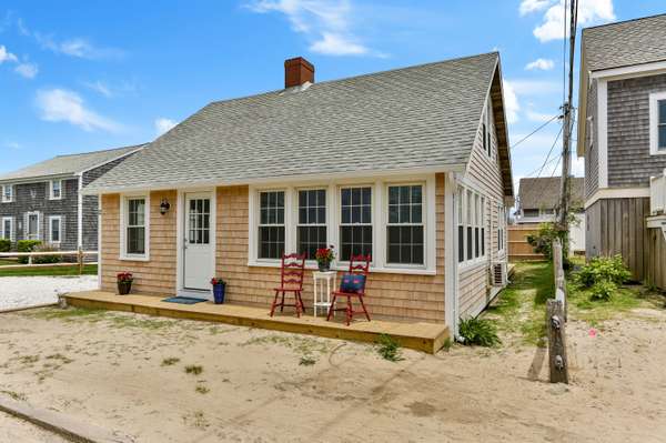 West Dennis, MA 02670,12 Ocean Park Way