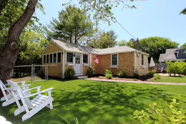 27 Pleasant Street, Dennis Port, MA 02639