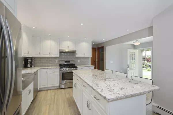 Yarmouth Port, MA 02675,24 Wianno Road