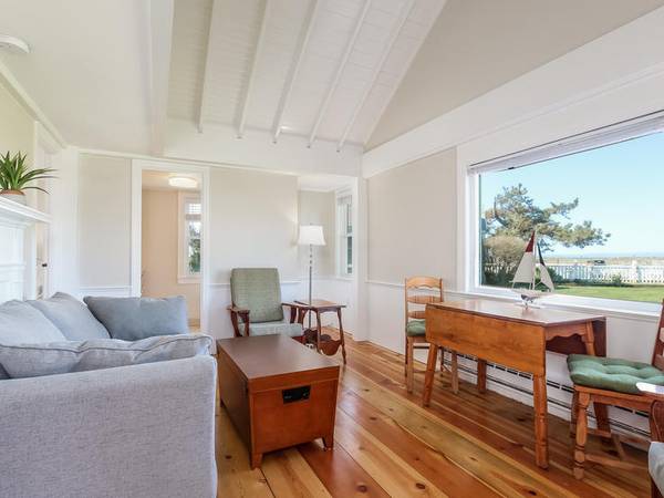 North Truro, MA 02652,618 Shore Road #2