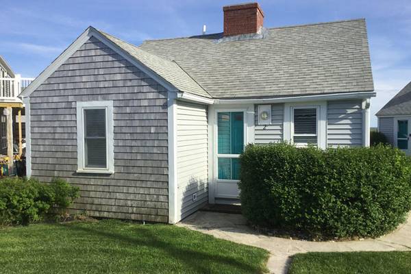 North Truro, MA 02652,618 Shore Road #2