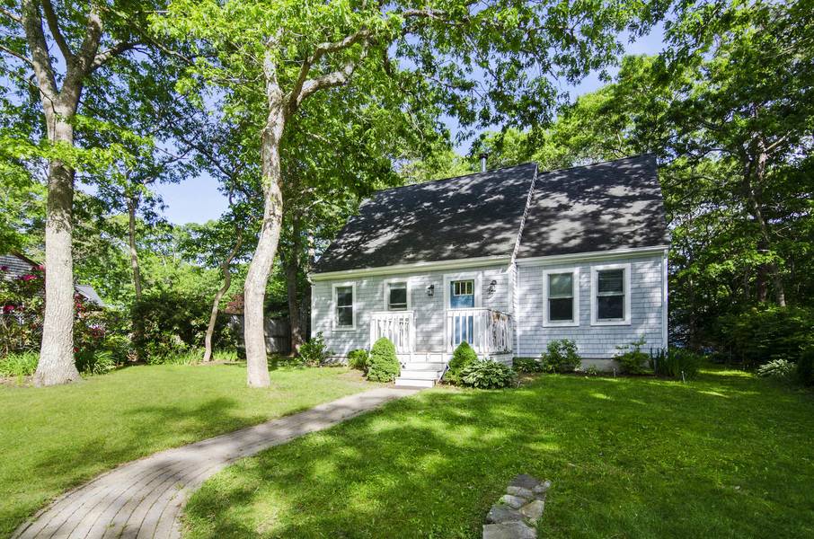 7 Tabor Road, Forestdale, MA 02644