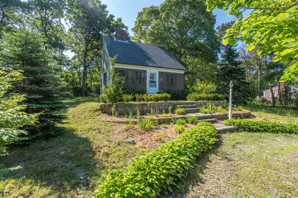 16 Lowell Drive, Orleans, MA 02653