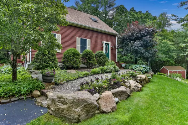 24 Helen Street, West Wareham, MA 02576