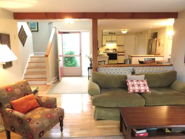 Harwich, MA 02645,591 Pleasant Lake Avenue