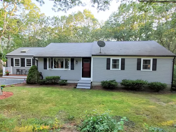 292 Jones Road, Marstons Mills, MA 02648