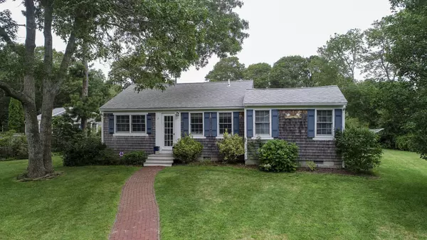 South Yarmouth, MA 02664,12 Vineyard Street