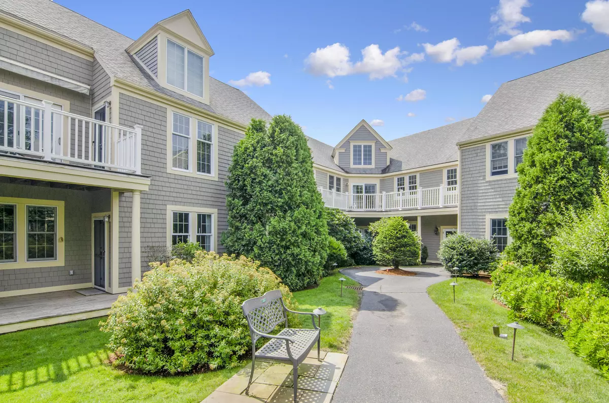 Yarmouth Port, MA 02675,4113 Heatherwood