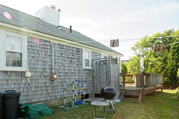 Centerville, MA 02632,1068 Craigville Beach Road