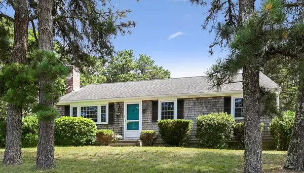 84 Holly Drive, South Chatham, MA 02659