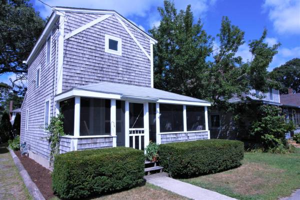 Pocasset, MA 02559,30 Pequot Avenue