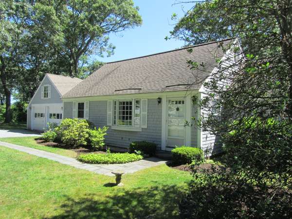 Centerville, MA 02632,294 Bay Lane