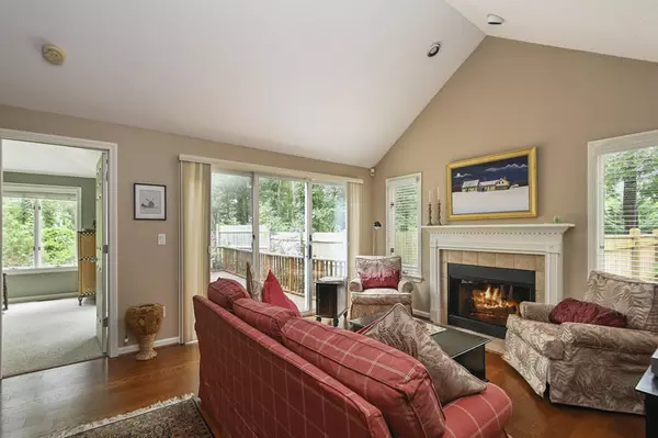 85 Kates Path, Yarmouth Port, MA 02675