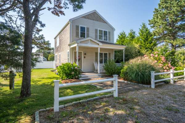 9 Beach Hills Road, Dennis Port, MA 02639