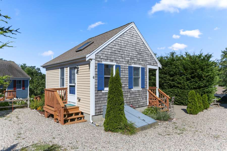 6 Shore Road #6, North Truro, MA 02652