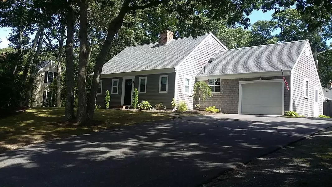 20 Trophy Lane, Yarmouth Port, MA 02675