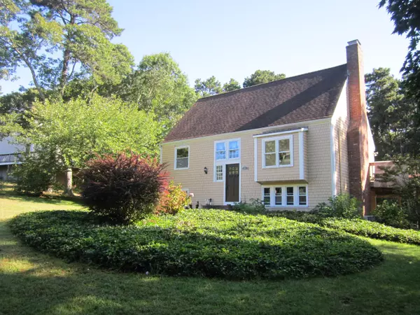 16 Macomber Drive, Yarmouth Port, MA 02675