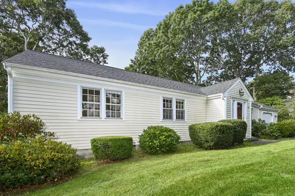 Yarmouth Port, MA 02675,33 Skipper Lane