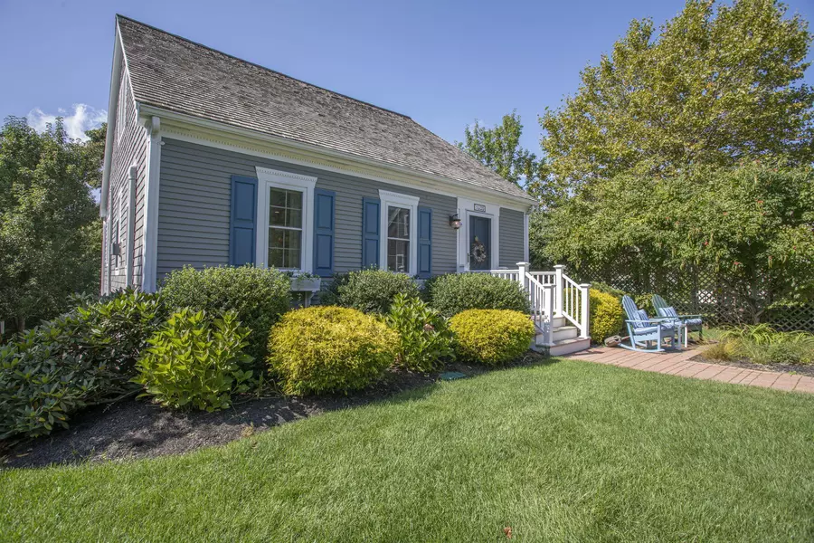 1039 Main Street, Osterville, MA 02655