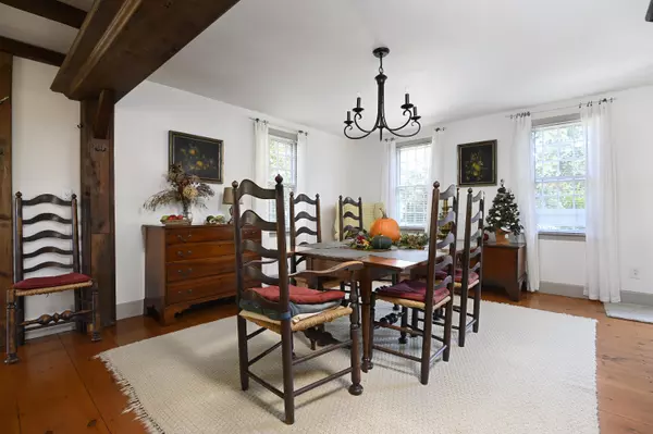Yarmouth Port, MA 02675,15 Acorn Hill Drive