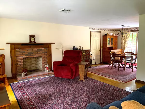 Eastham, MA 02642,80 Briggs Field Road