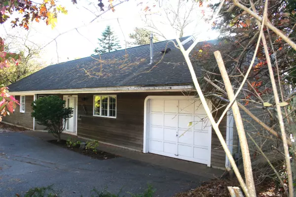 309 Old Queen Anne Road, Chatham, MA 02633